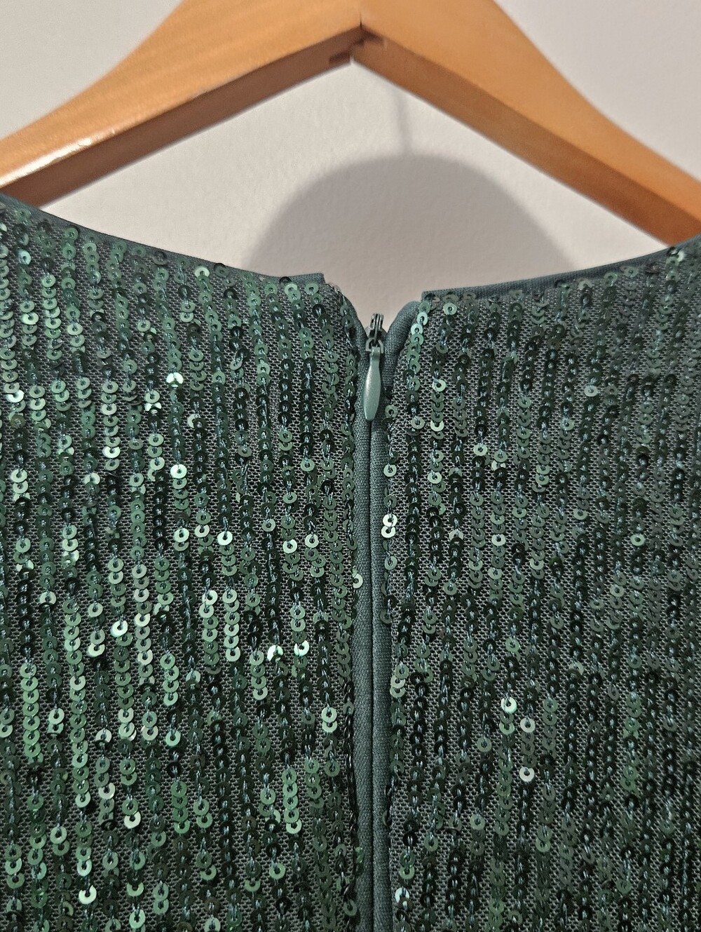Dress - Picture 7 of 8